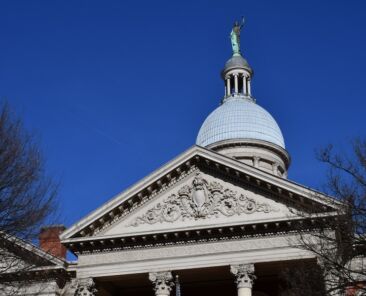 justice-is-blind-courthouse-with-a-statue-of-jus-2022-11-14-04-09-28-utc